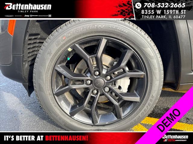 2025 Jeep Grand Cherokee GRAND CHEROKEE LIMITED 4X4