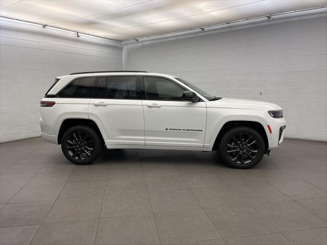 2026 Jeep Grand Cherokee GRAND CHEROKEE LIMITED RESERVE 4X4