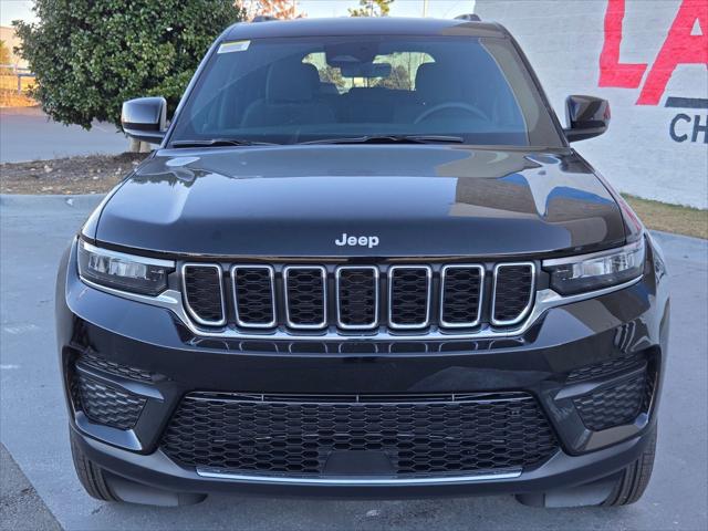 2025 Jeep Grand Cherokee GRAND CHEROKEE LAREDO 4X2