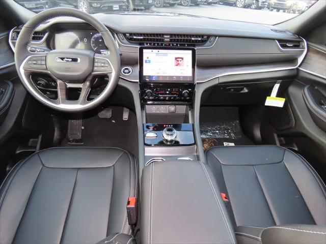 2025 Jeep Grand Cherokee GRAND CHEROKEE LIMITED 4X4 2025 Jeep Grand Cherokee GRAND CHEROKEE LIMITED 4X4