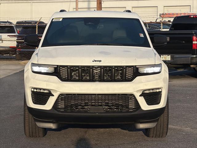 2025 Jeep Grand Cherokee GRAND CHEROKEE LIMITED 4X4 2025 Jeep Grand Cherokee GRAND CHEROKEE LIMITED 4X4