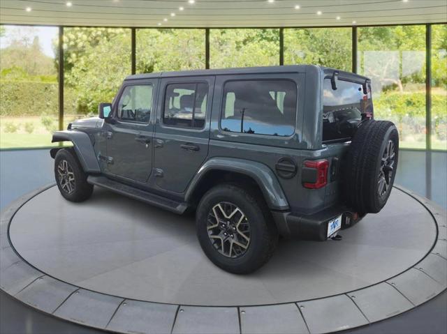 2026 Jeep Wrangler 4-Door Sahara 4x4