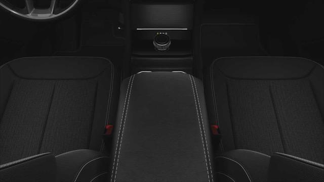 2025 Jeep Grand Cherokee GRAND CHEROKEE LAREDO 4X2