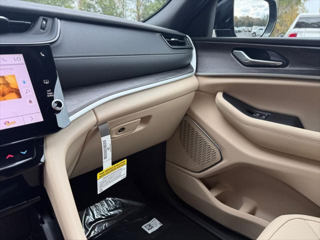 2026 Jeep Grand Cherokee Limited 4x2