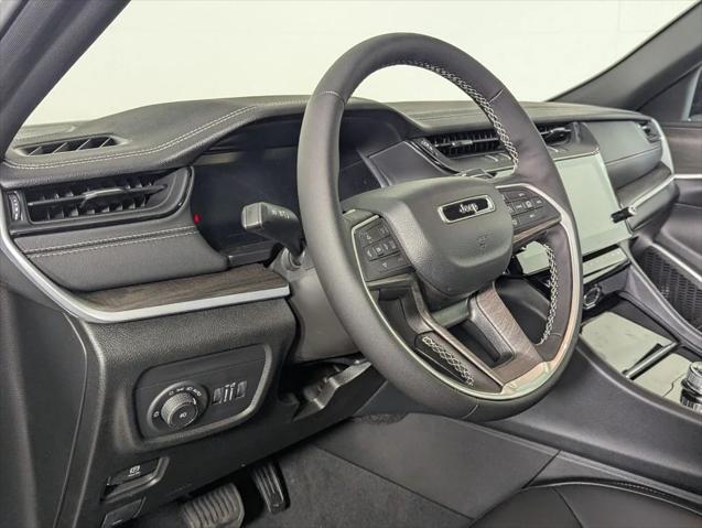 2026 Jeep Grand Cherokee Limited 4x2