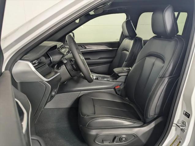 2026 Jeep Grand Cherokee Limited 4x2