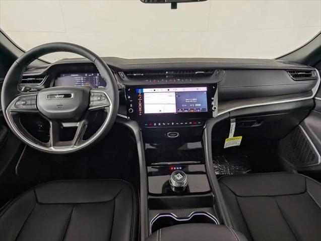 2026 Jeep Grand Cherokee Limited 4x2