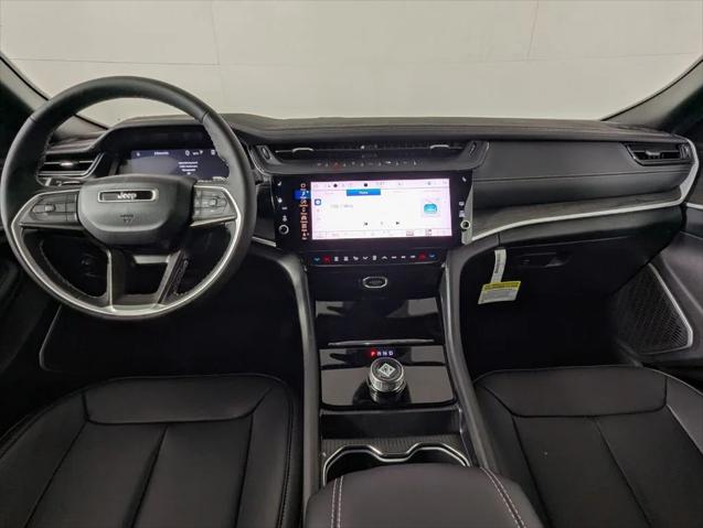2026 Jeep Grand Cherokee Limited 4x2
