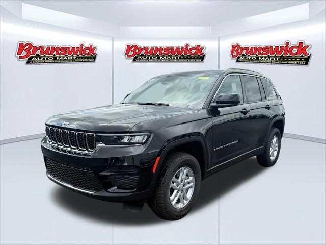 2025 Jeep Grand Cherokee GRAND CHEROKEE LAREDO 4X4