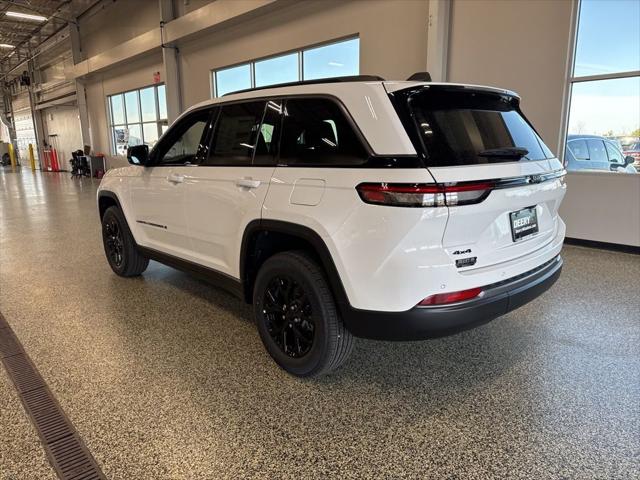 2026 Jeep Grand Cherokee Altitude 4x4