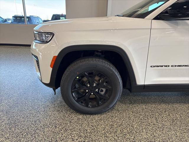 2026 Jeep Grand Cherokee Altitude 4x4