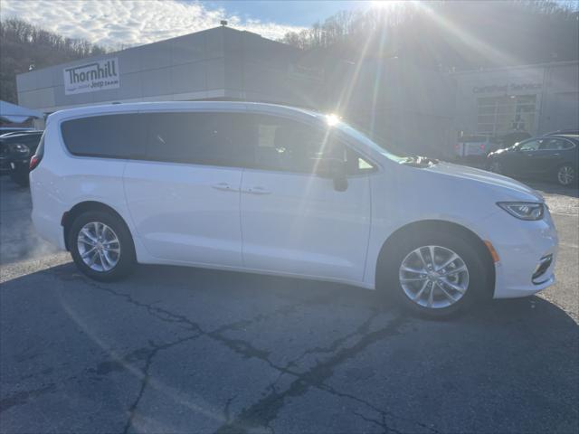 2026 Chrysler Pacifica PACIFICA SELECT 2026 Chrysler Pacifica PACIFICA SELECT