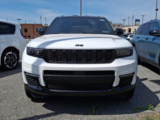 2025 Jeep Grand Cherokee GRAND CHEROKEE L LIMITED 4X4 2025 Jeep Grand Cherokee GRAND CHEROKEE L LIMITED 4X4