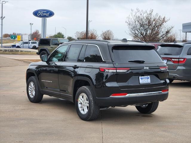 2025 Jeep Grand Cherokee GRAND CHEROKEE LAREDO 4X2