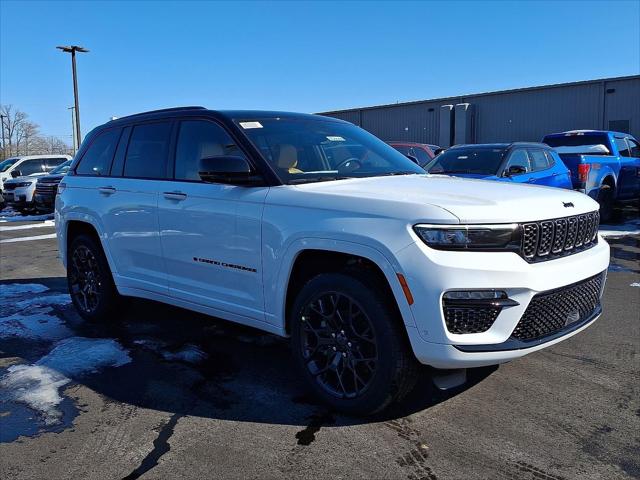 2025 Jeep Grand Cherokee GRAND CHEROKEE SUMMIT RESERVE 4X4