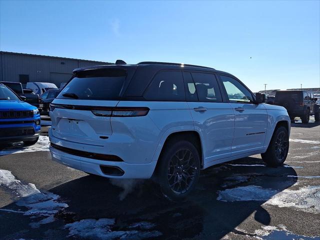 2025 Jeep Grand Cherokee GRAND CHEROKEE SUMMIT RESERVE 4X4