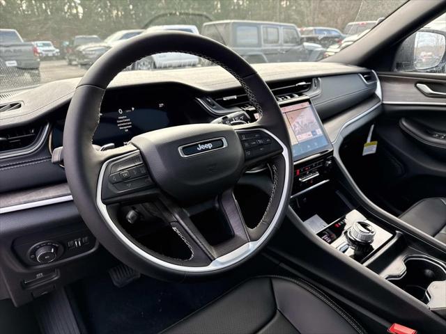 2025 Jeep Grand Cherokee GRAND CHEROKEE L LIMITED 4X4 2025 Jeep Grand Cherokee GRAND CHEROKEE L LIMITED 4X4