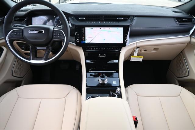2026 Jeep Grand Cherokee Limited 4x2