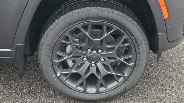 2025 Jeep Grand Cherokee Summit Reserve 4x4
