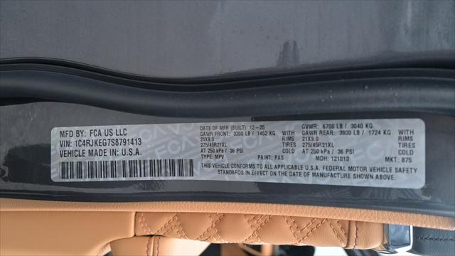 2025 Jeep Grand Cherokee Summit Reserve 4x4