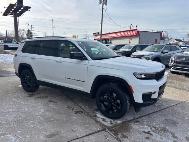 2025 Jeep Grand Cherokee GRAND CHEROKEE L LIMITED 4X4