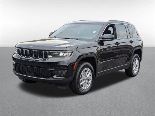 2025 Jeep Grand Cherokee GRAND CHEROKEE LAREDO X 4X2