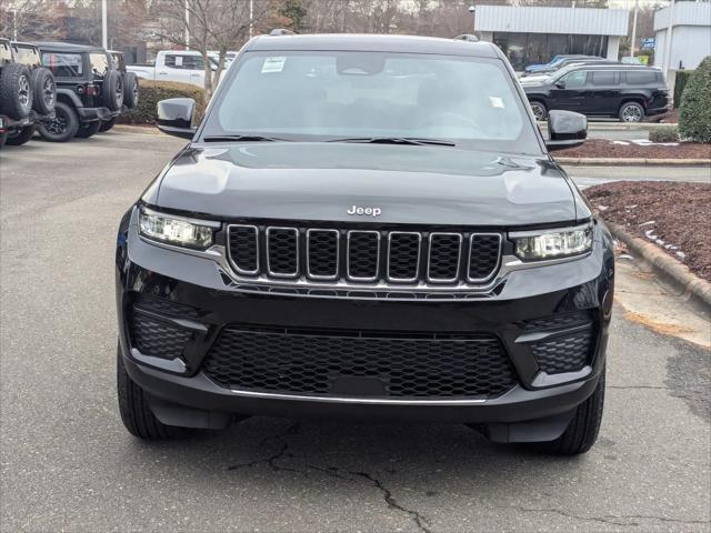 2025 Jeep Grand Cherokee GRAND CHEROKEE LAREDO X 4X2