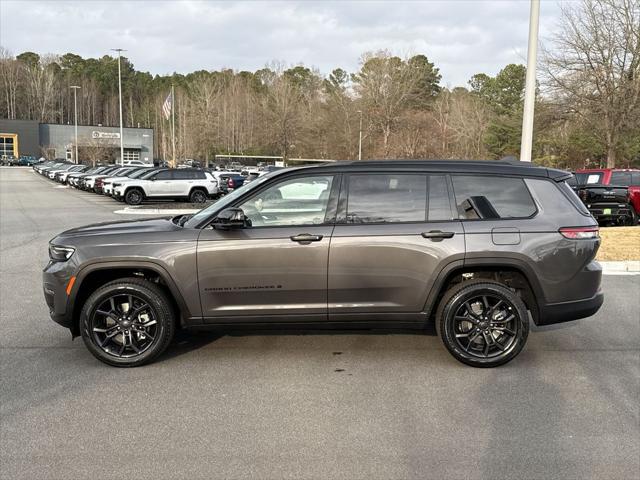 2025 Jeep Grand Cherokee GRAND CHEROKEE L LIMITED 4X4