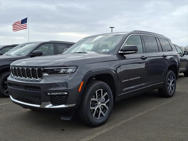 2025 Jeep Grand Cherokee GRAND CHEROKEE L LIMITED 4X4