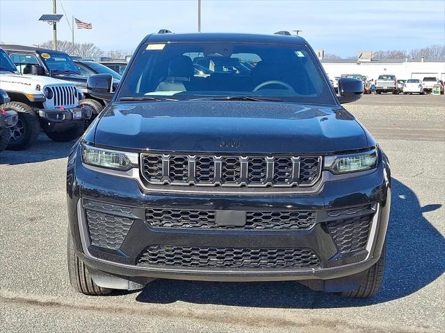 2026 Jeep Grand Cherokee GRAND CHEROKEE ALTITUDE 4X4