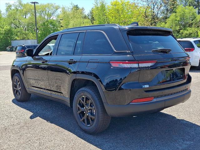 2026 Jeep Grand Cherokee Altitude 4x4
