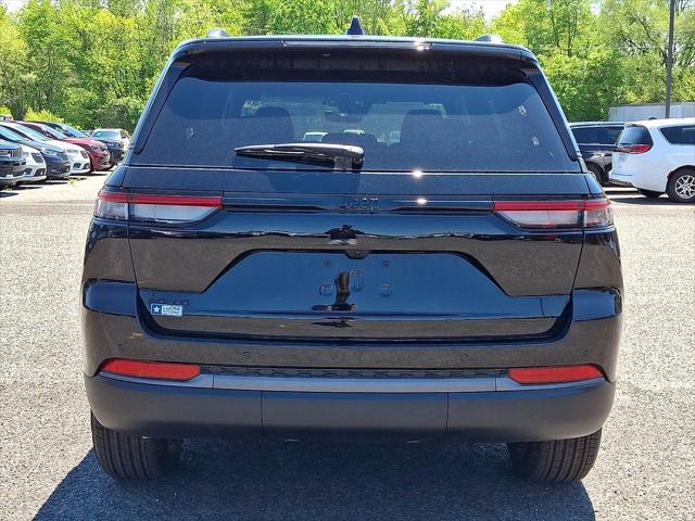 2026 Jeep Grand Cherokee Altitude 4x4