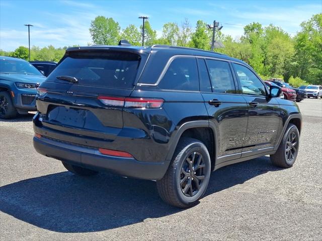 2026 Jeep Grand Cherokee Altitude 4x4