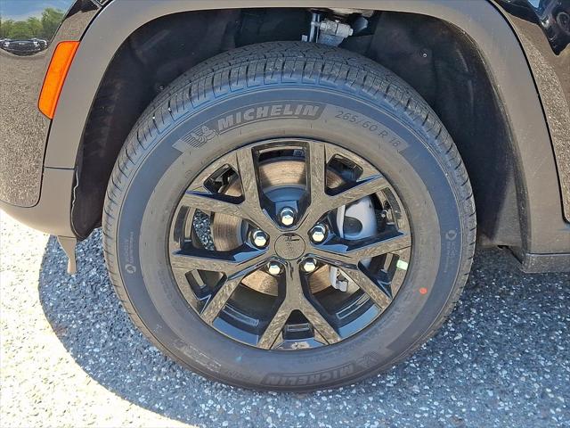 2026 Jeep Grand Cherokee Altitude 4x4