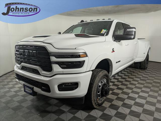 2026 RAM Ram 3500 RAM 3500 LIMITED MEGA CAB 4X4 64 BOX