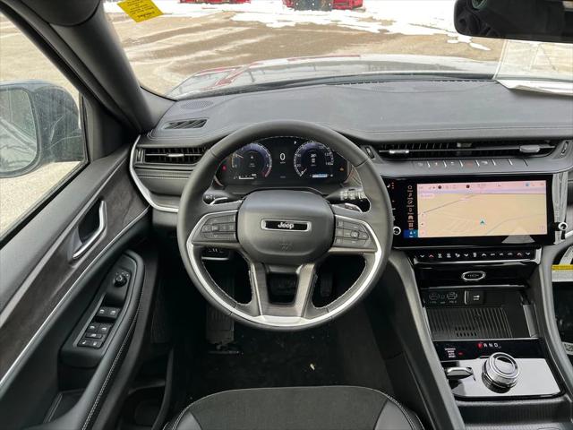 2026 Jeep Grand Cherokee Altitude 4x4