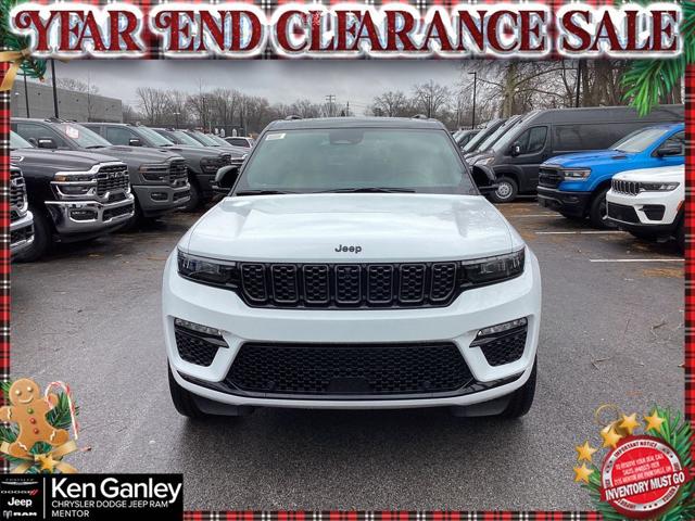 2025 Jeep Grand Cherokee GRAND CHEROKEE SUMMIT RESERVE 4X4