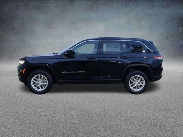 2025 Jeep Grand Cherokee GRAND CHEROKEE LAREDO X 4X2