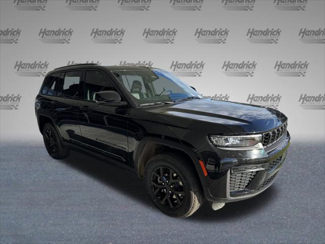 2026 Jeep Grand Cherokee Altitude 4x2