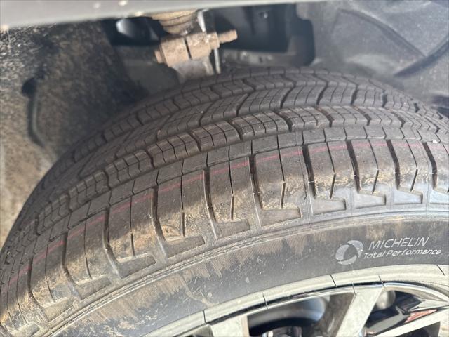 2026 Jeep Grand Cherokee Altitude 4x2