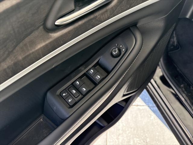 2026 Jeep Grand Cherokee Altitude 4x2