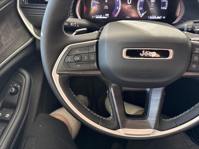 2026 Jeep Grand Cherokee Altitude 4x2