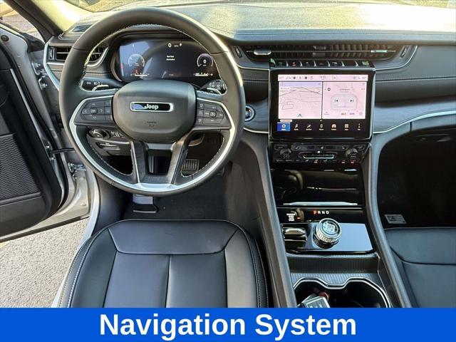 2025 Jeep Grand Cherokee GRAND CHEROKEE L LIMITED 4X4