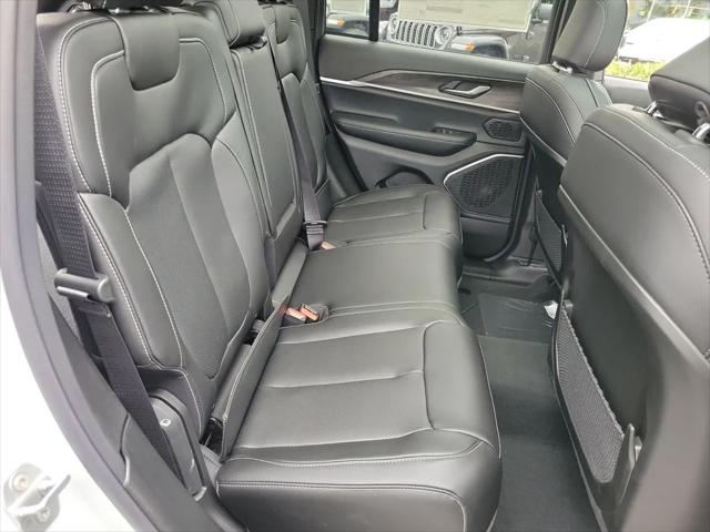 2026 Jeep Grand Cherokee Limited 4x2