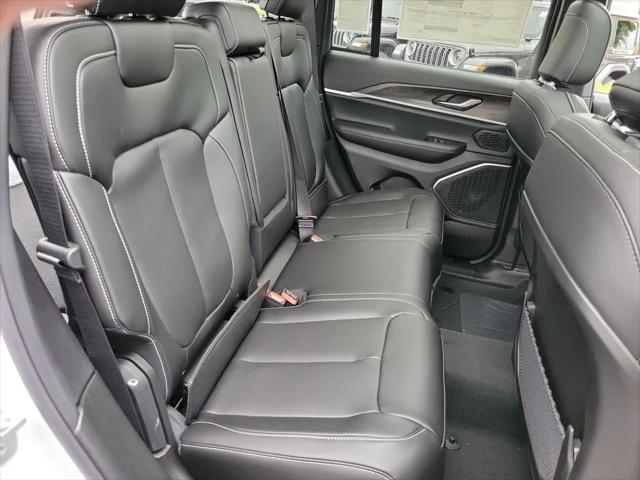 2026 Jeep Grand Cherokee Limited 4x2