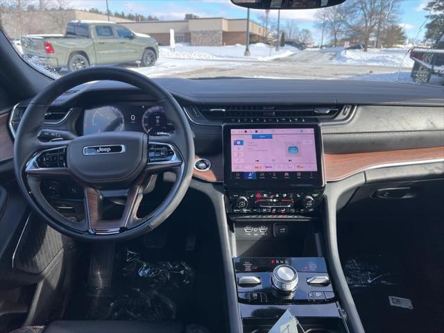 2025 Jeep Grand Cherokee GRAND CHEROKEE L SUMMIT 4X4 2025 Jeep Grand Cherokee GRAND CHEROKEE L SUMMIT 4X4