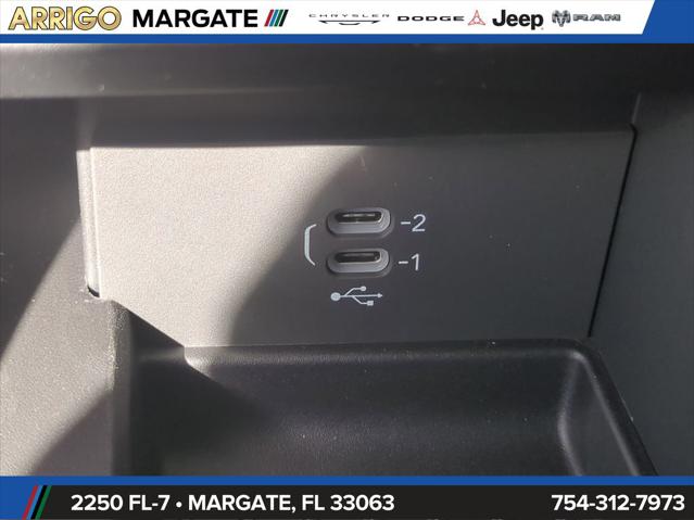 2026 Chrysler Pacifica Limited AWD