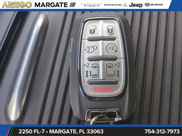 2026 Chrysler Pacifica Limited AWD