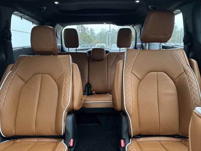 2026 Chrysler Pacifica Pinnacle