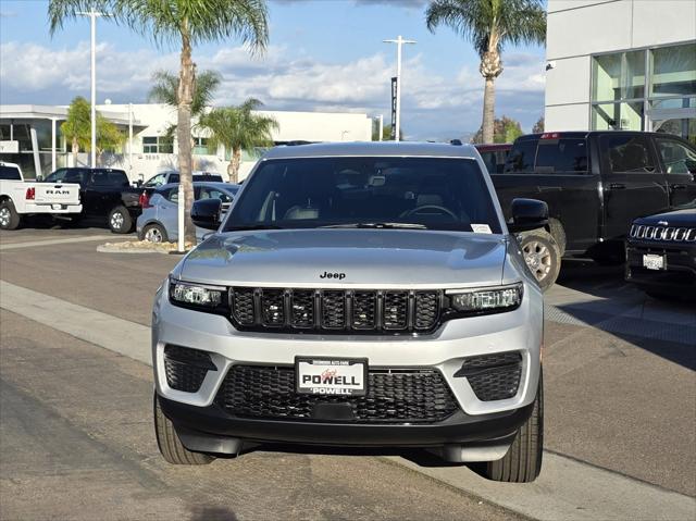 2025 Jeep Grand Cherokee Altitude 4x2